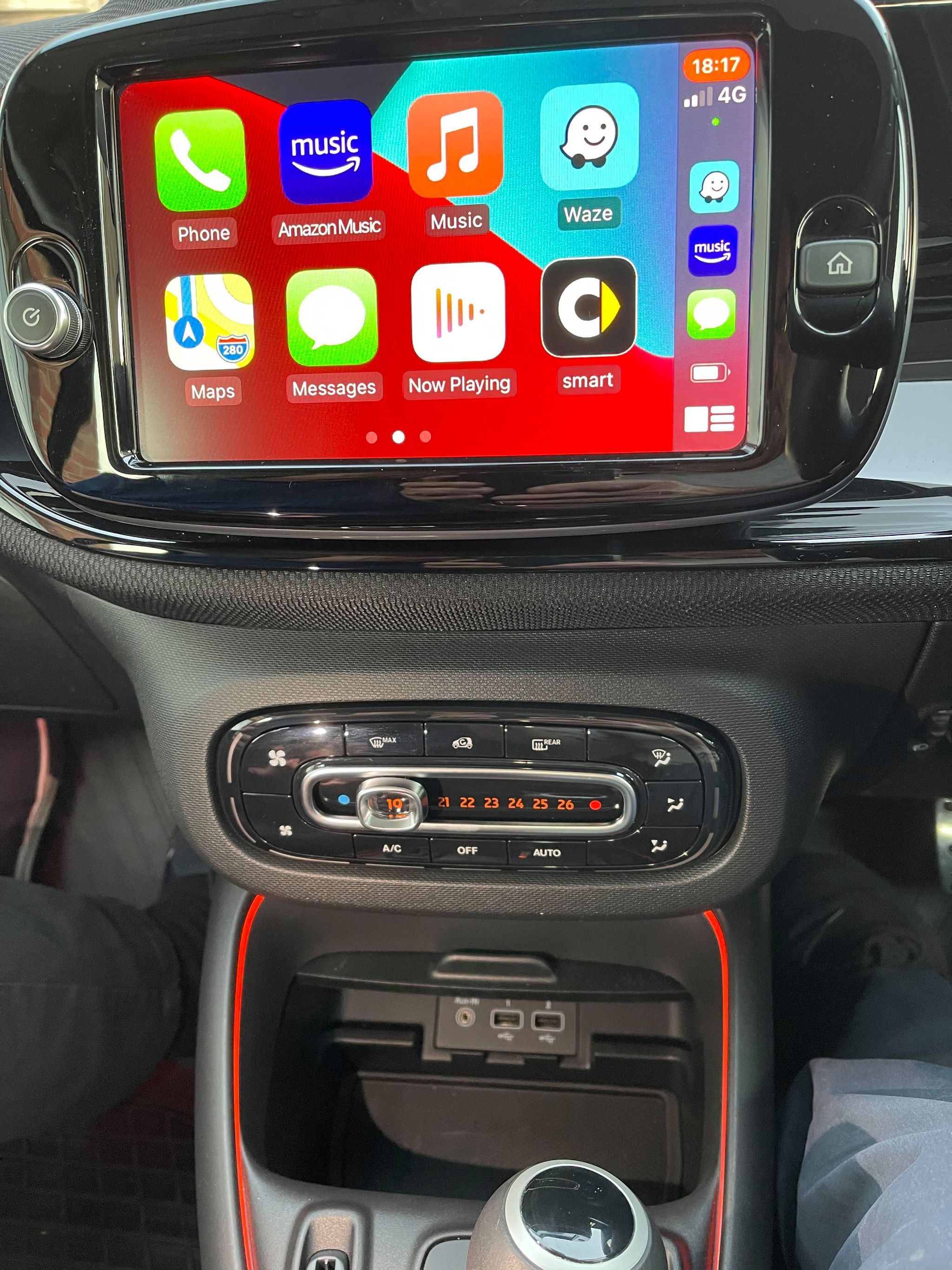 Wireless Apple CarPlay im smart EQ