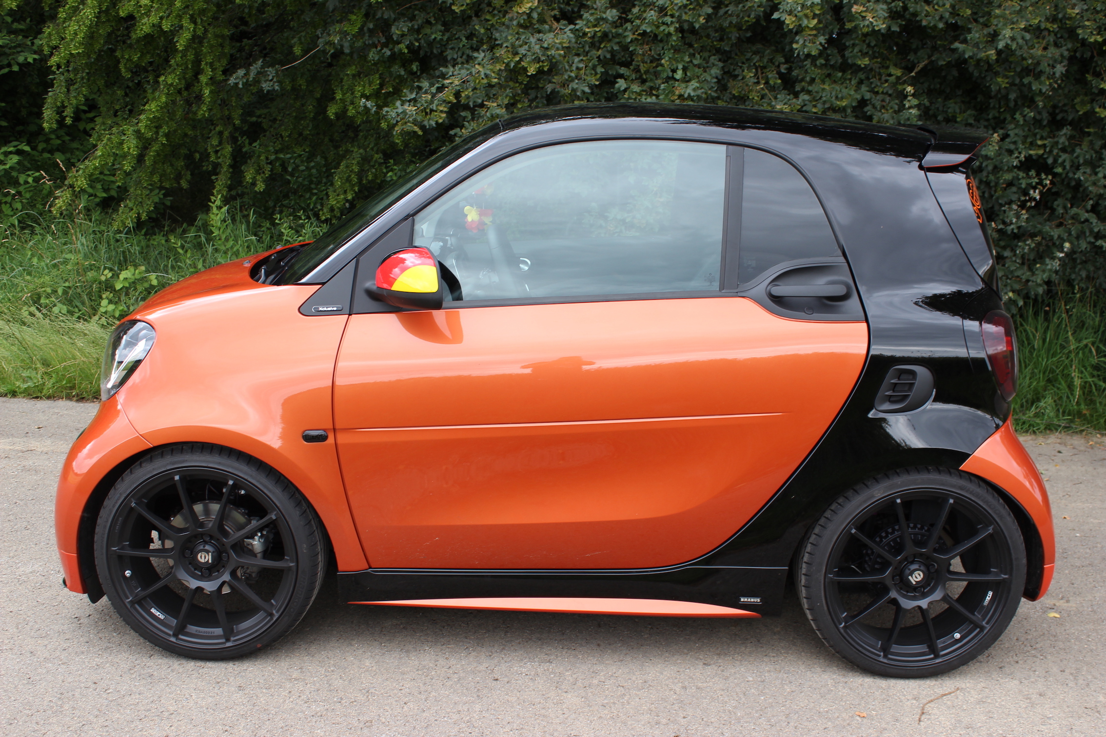 Смарт оранж. Smart Fortwo 453. Smart Fortwo 453 Brabus. Смарт 453 Брабус. Смарт Fortwo 453 Брабус.