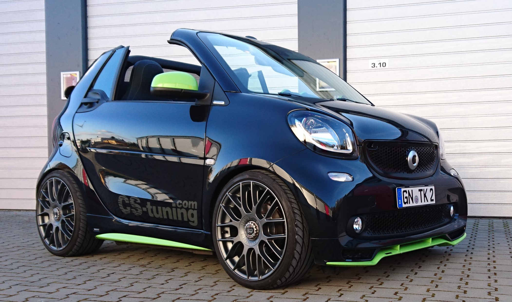 Ест смарт. Smart Fortwo 453. Диски Smart Fortwo 453. Mercedes Smart Fortwo Forfour 453. Smart+Forfour+2g+Tuning.